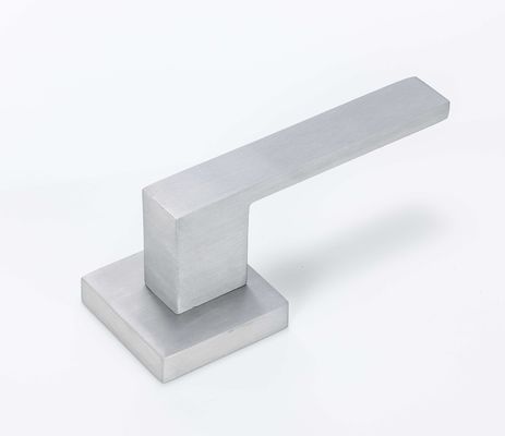 Aluminiowy lewy uchwyt zewnętrznego magazynu / uchwyt z garażu swingowego